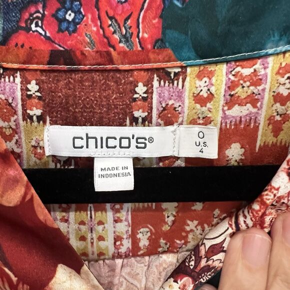 Chico’s Satin Oversized Blouse Top Sz 0 Us 4 Patchwork Artsy Bohemian Festival - Picture 2 of 7